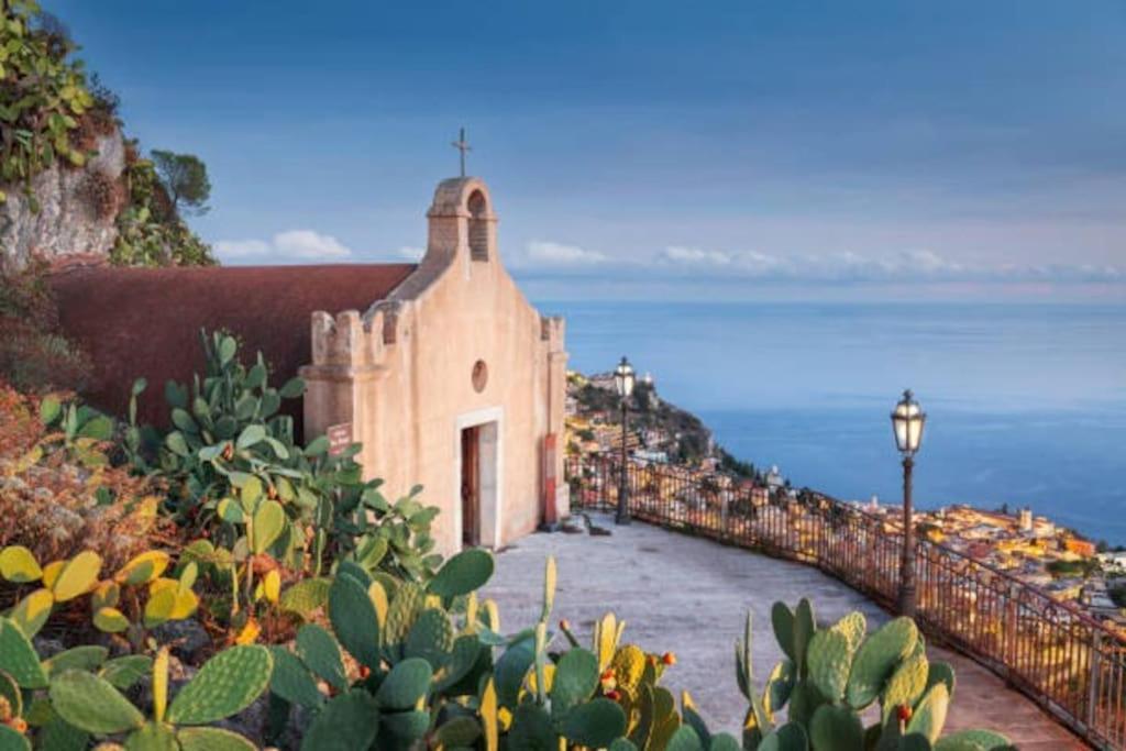 La Chicca Sicily Holiday House Castelmola Exterior photo